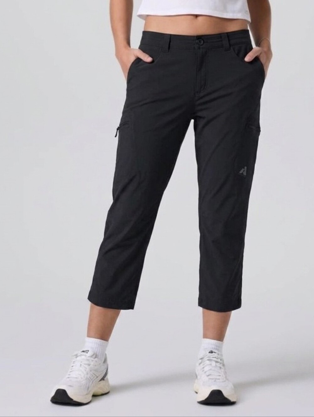Eddie Bauer First Ascent Black Hiking Pants Womens Size 12 Capri Cargo Trousers